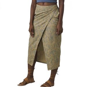 Prana Polyforest skirt in Cabana Straw